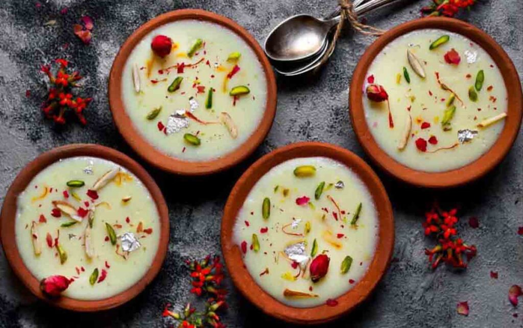 How to make tasty Pot Phirni at Home How to make tasty Pot Phirni at Home